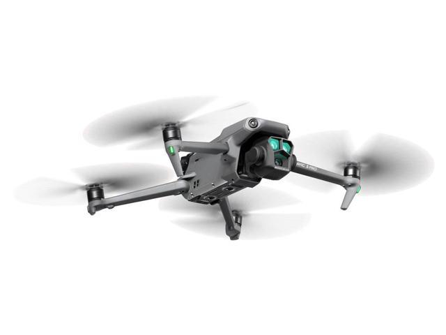 DJI Mavic 3 Pro Fly More Combo (DJI RC)