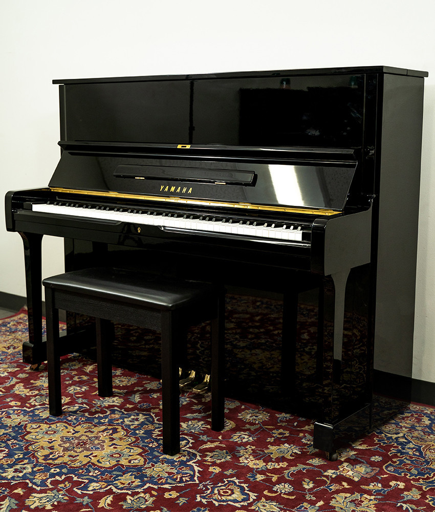 Yamaha 48 U1H Upright Piano Polished Ebony SN: 1952774