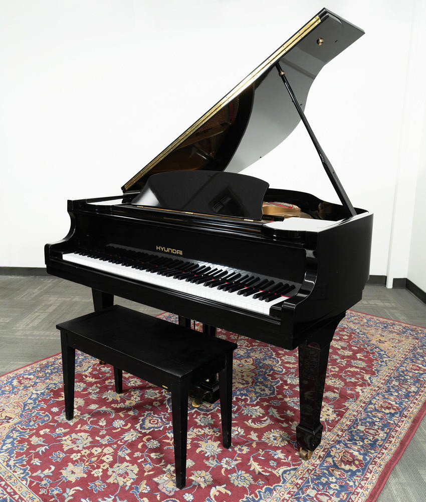 Hyundai 5 1 G80A Grand Piano Polished Ebony SN: 8801364